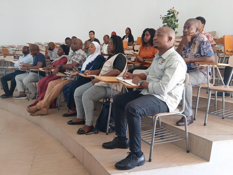 Mulheres e HIV/SIDA: AMASI reforça apelo contra o estigma e a discriminação em palestra provincial em Cabo Delgado